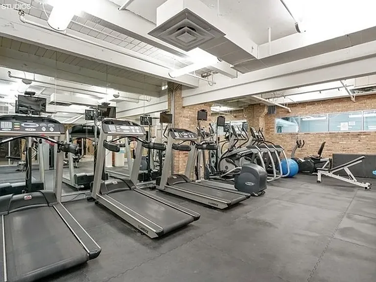 540 N Lake Shore Dr #321 — Photo 14