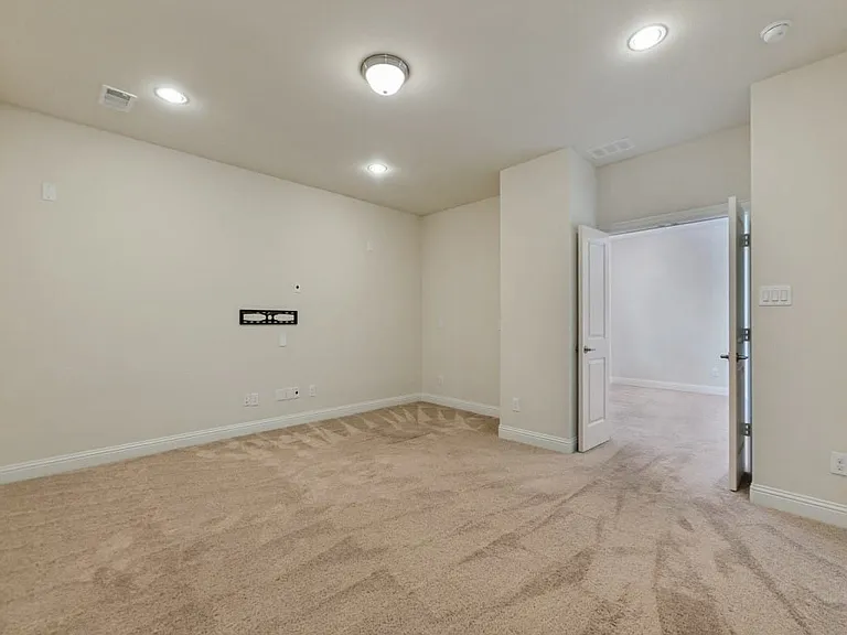 3004 Deansbrook Dr — Photo 6