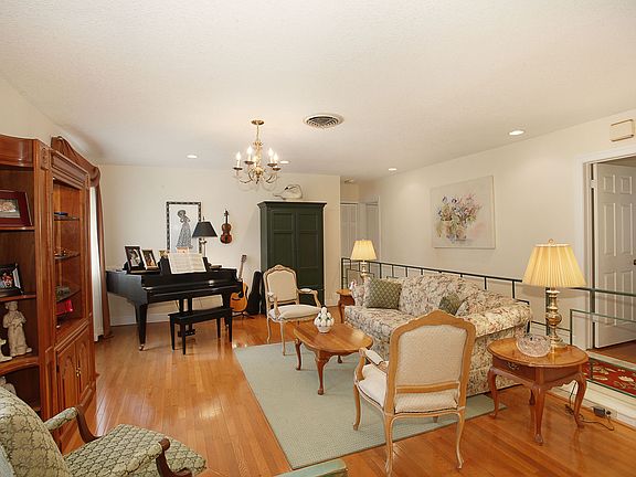 5th image of 13800 SW 78th Ct
