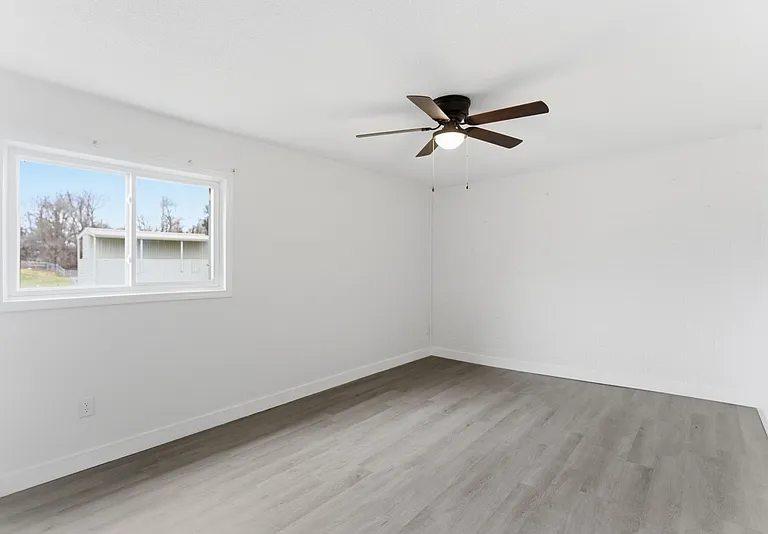 707 Carter Sells Rd #11 — Photo 3