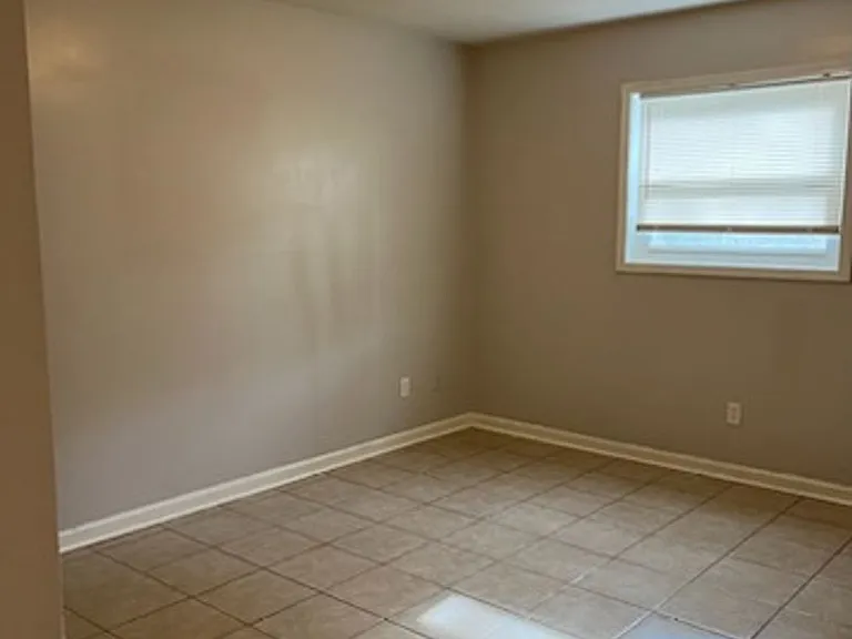 6015 Warm Springs Ct — Photo 3