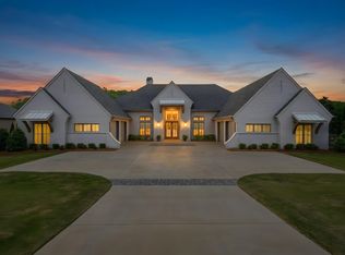 1016 Legacy Dr, Birmingham, AL 35242