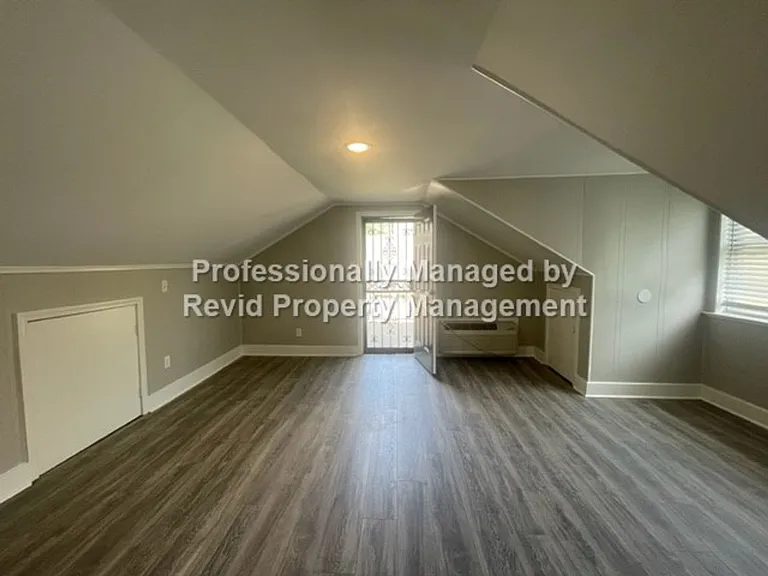 3523 Barwood Cir. — Photo 31