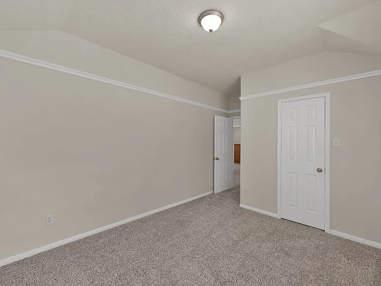 1443 Meadowhigh Ln — Photo 36