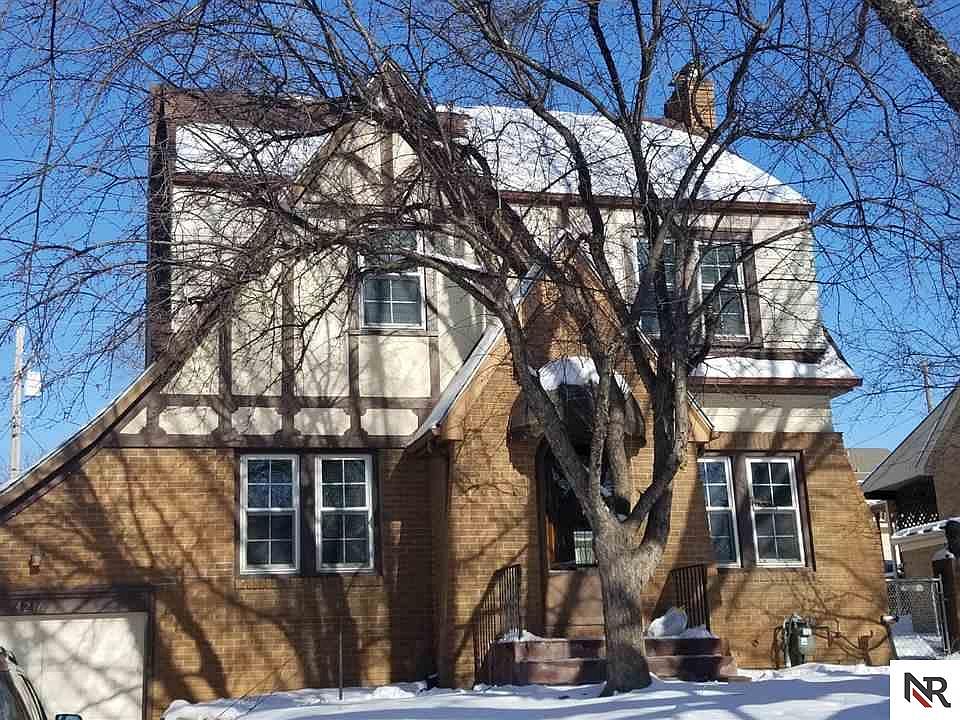 2nd image of 4216 Woolworth Ave