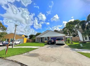 13310 SW 10th Pl, Fort Lauderdale, FL 33325