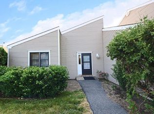 33 Brewster Woods Dr, Brewster, NY 10509