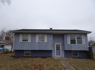 508 S East St, Knox, IN 46534