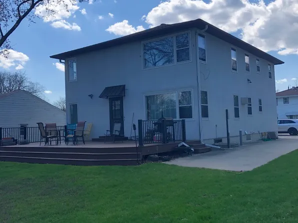 864 9th Ave SE #1, Rochester, MN 55904