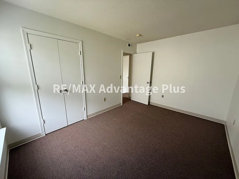 101 Farrar Ct — Photo 10
