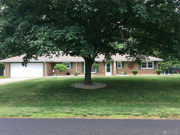 2nd image of 409 Meadowview Dr