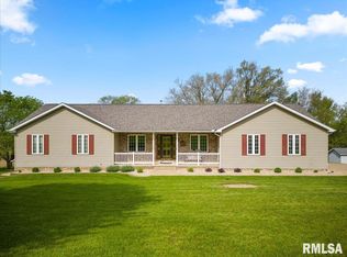 1195 Carolyn Ct, East Peoria, IL 61611