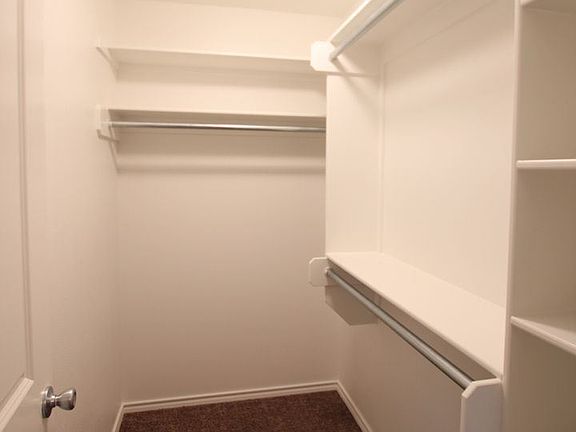 3rd image of 1222 Brad Cir #D