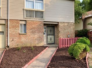 1335 Glyndon Dr, Virginia Beach, VA 23464