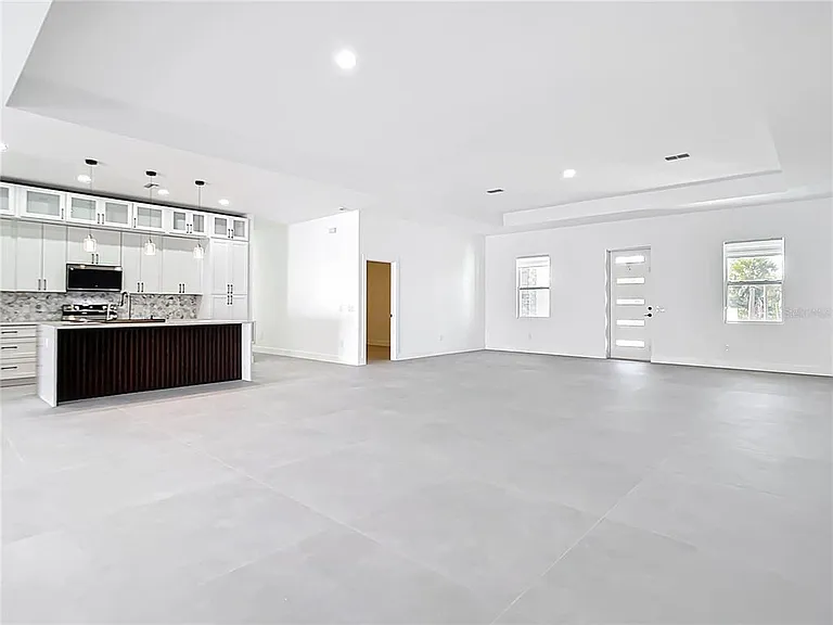 174 Ingram Blvd — Photo 12
