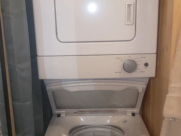 Washer dryer included