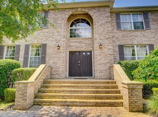 32 Goshawk Ct, Morganville, NJ 07751