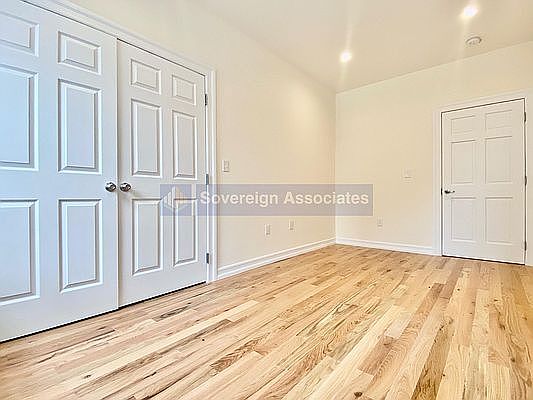 3rd image of 570 W 156th St #1A
