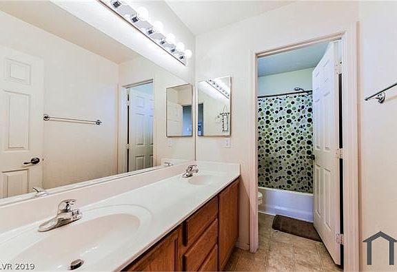 4th image of 6808 Sweet Pecan St