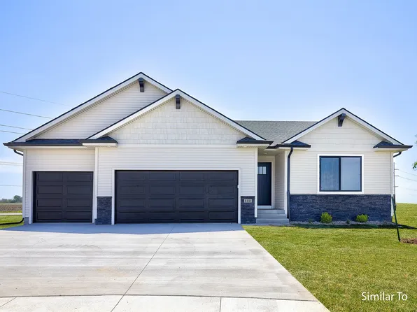 1590 Werthman Dr, Waukee, IA 50263