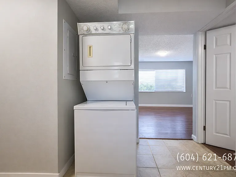1940 Cordova Ct #BASEMENT — Photo 10