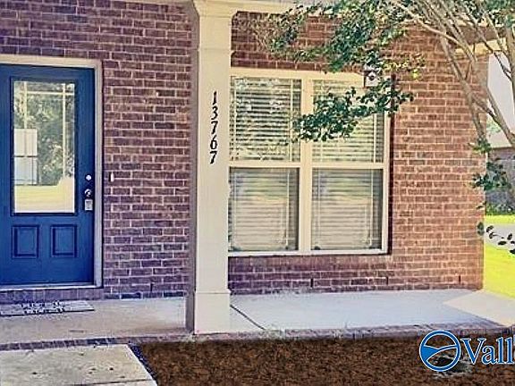 3rd image of 13767 Glendorch Ln