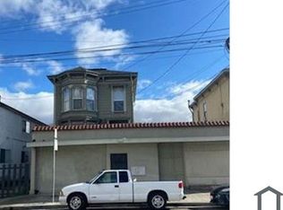 828 Chester St #B, Oakland, CA 94607