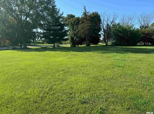 505 7th St, Andover, IL 61233