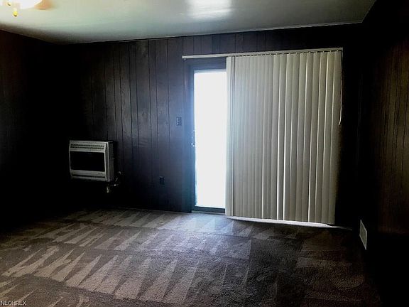 5th image of 6668 Newbury Ln