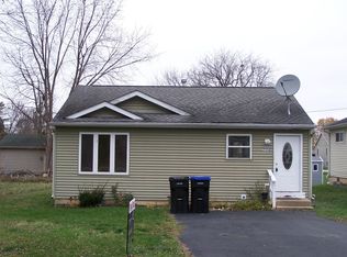 7114 Delaware Rd, Wonder Lake, IL 60097