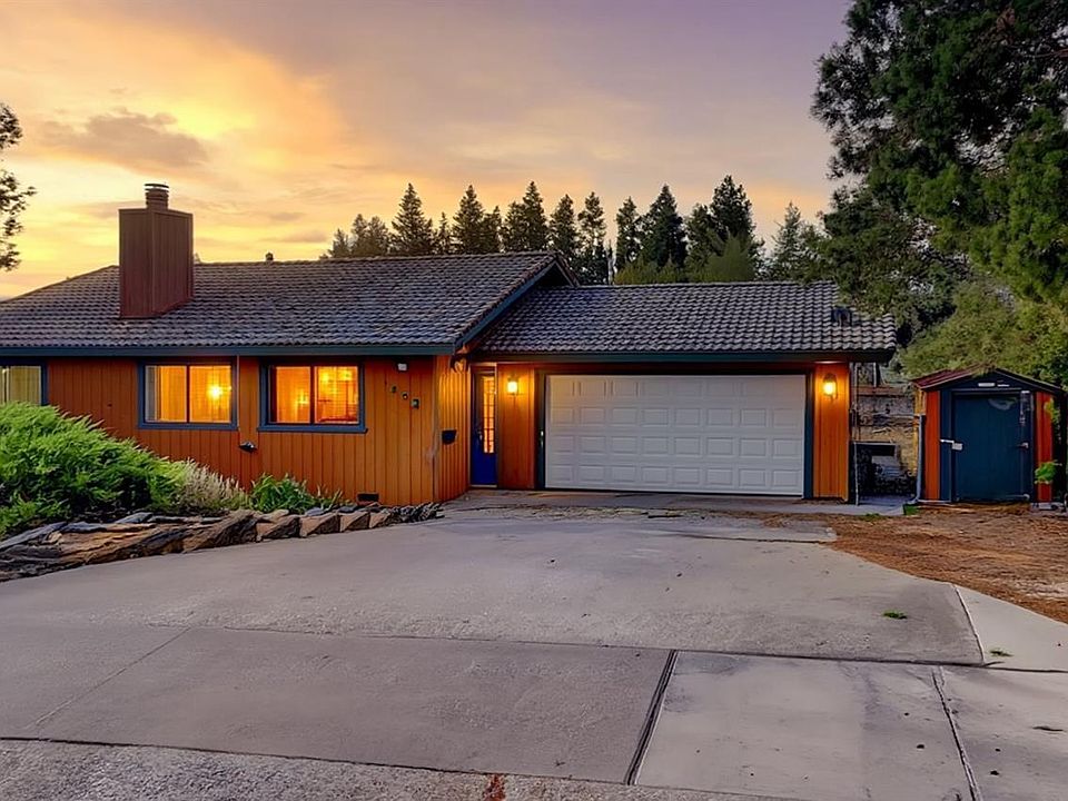 1st image of 153 Arcadia Dr