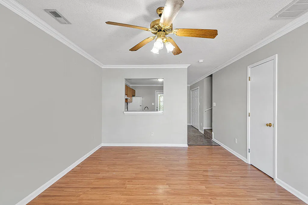 1136 Pueblo Drive - 1 — Photo 4