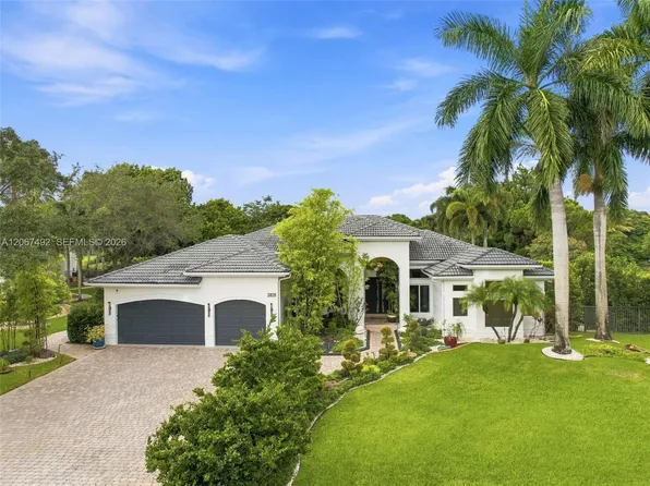 3829 Gulfstream Way, Davie, FL 33328