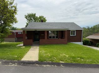 3548 Brinway Dr, West Mifflin, PA 15122