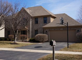 3728 Caine Dr, Naperville, IL 60564