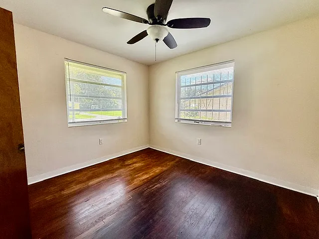 420 N Fairview Ave — Photo 7