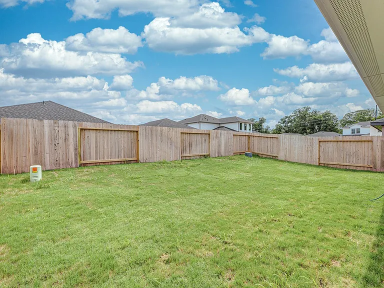 1711 Portorosso Dr — Photo 35