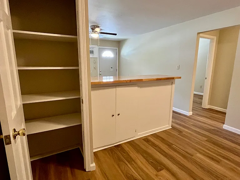 1901 S 1st St #7 — Photo 7