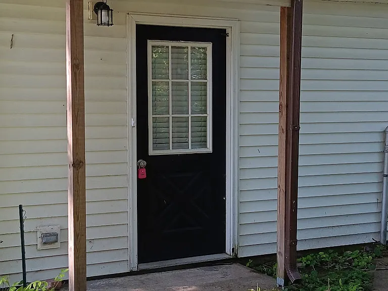 511 S #B — Photo 2