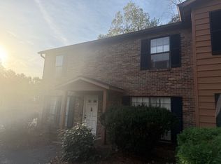 160 S Durkin Dr #B7, Springfield, IL 62704