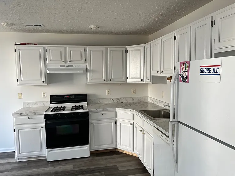 41 Prestwick Way #41 — Photo 7