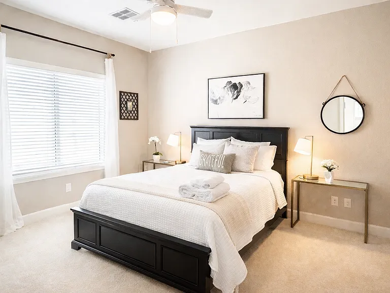 Upstairs bedroom 1
