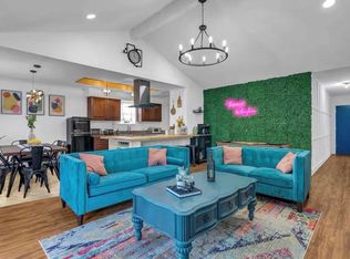 5755 Cartagena St, Houston, TX 77035