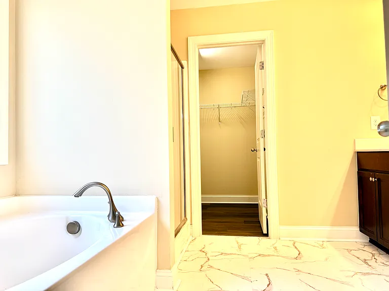 241 Sweet Violet Dr — Photo 26