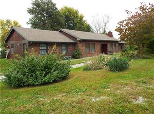 3405 NE 144th St, Smithville, MO 64089
