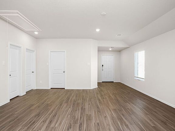 5th image of 8909 E Lone Trail Blvd