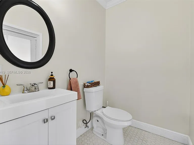 15874 SW 138th Ter — Photo 22
