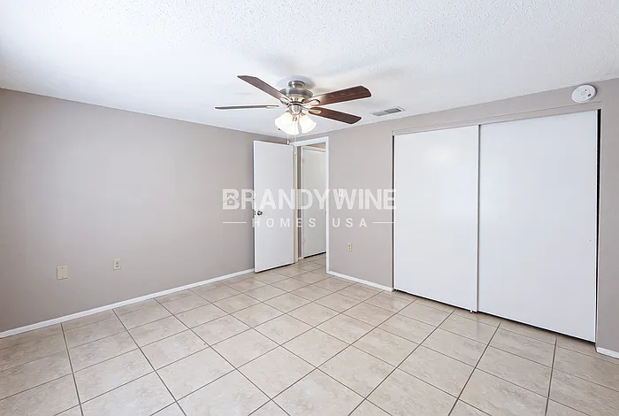 7815 Treasure Pointe Dr — Photo 15