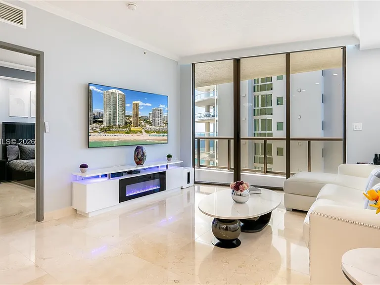 16275 Collins Ave #1503 — Photo 4