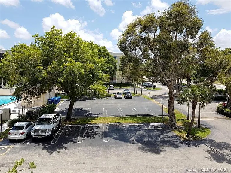 2771 Riverside Dr #416-A — Photo 24